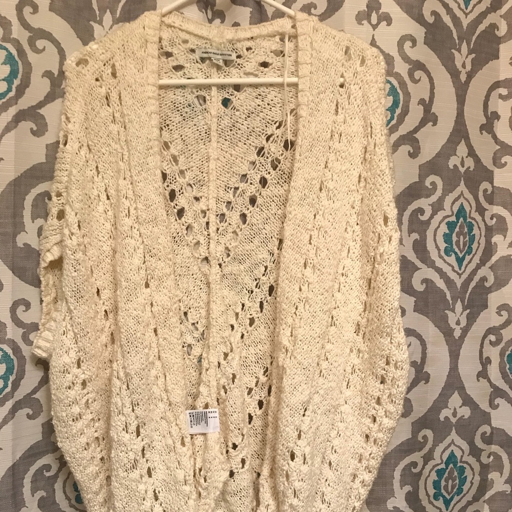 American Eagle Sweater